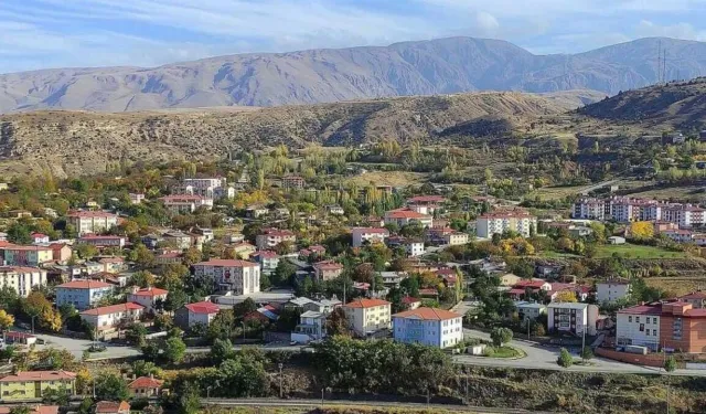 Kemah’ta Otel Projesi Polemiği Büyüyor: “Söz Değil, Yatırım İstiyoruz”