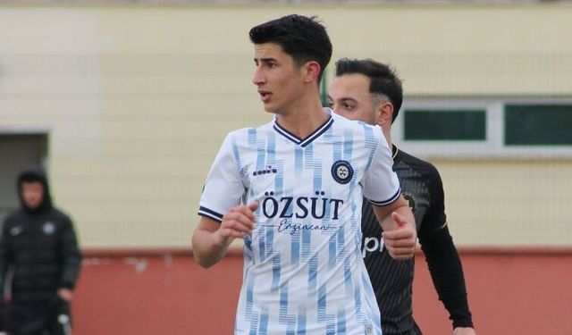 Erzincanspor’dan Geleceğe Yatırım! 19 Yaşındaki Genç Savunmacı Kadroda
