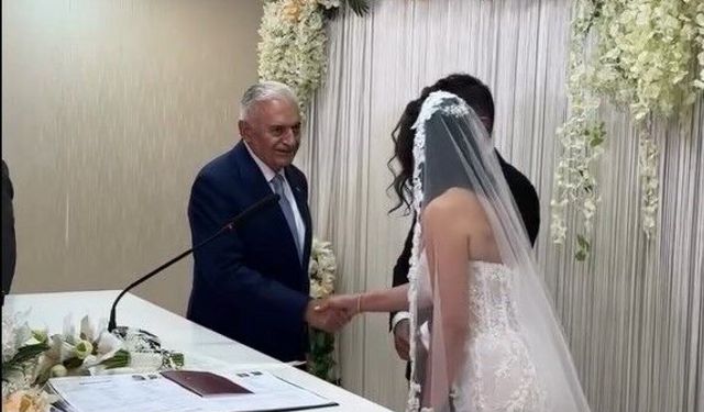 Binali Yıldırım’dan Yeğeninin Nikâhında Esprili Evlilik Tavsiyesi