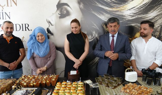 Erzincan’da Açılışa El Emeği Damga Vurdu! Başkan Aksun’dan Övgü Dolu Sözler
