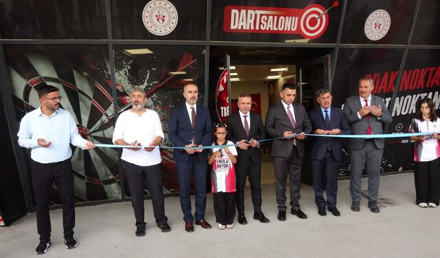Erzincan’da Dart Heyecanı Yeni Salonla Taşındı