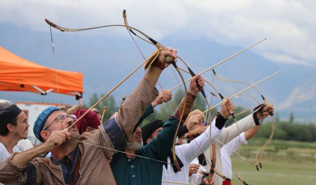 Erzincan’da Oklar Gökyüzüne Yükselecek! Mengücek Melik Gazi Heyecanı Başlıyor