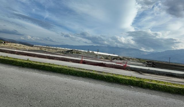 Erzincan Ekşisu ve Jeotermal Kaplıca Yolunda Yenileme Mesaisi!