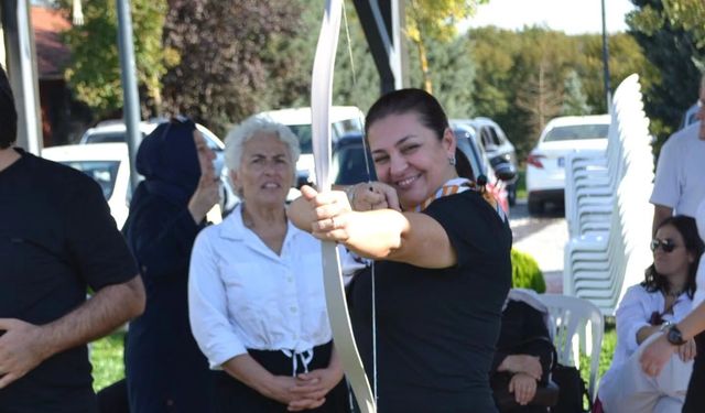 Gelenekten Geleceğe Ok Atışı: Kemahlı Kadınlar İlk Turnuvada Buluştu