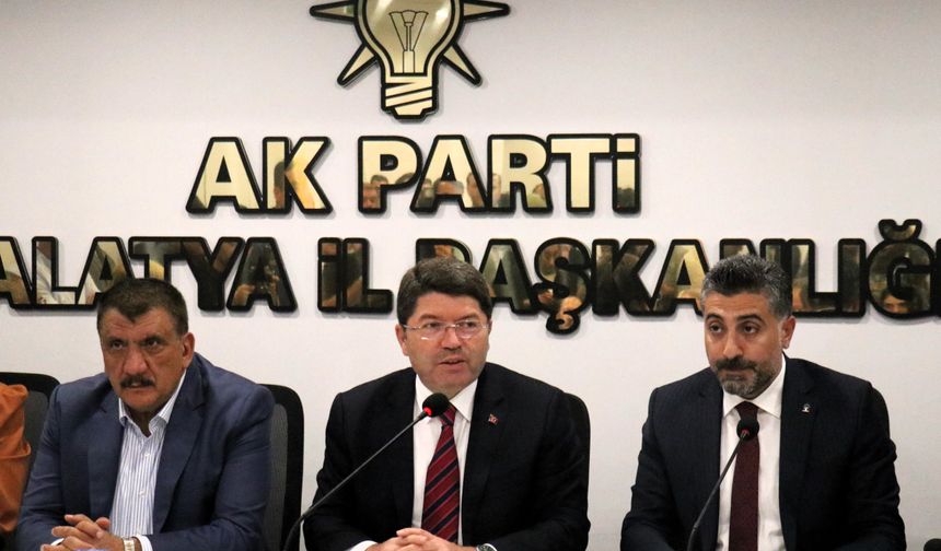 Bakan Tunç "Tabi Yıkılan Şehirlerimizi Yeniden İnşa Gayretimiz Var"