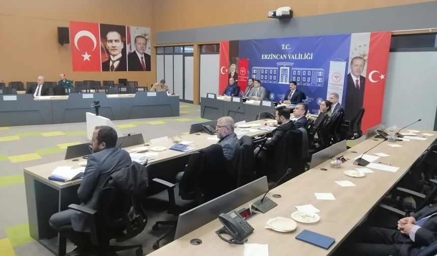 Erzincan'da düzenlenen toplantıda bağımlılığa dikkat çekildi