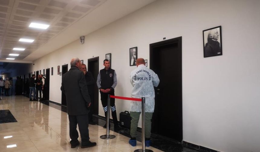 Erzurum’da akademisyenin odasında cansız bedeni bulundu