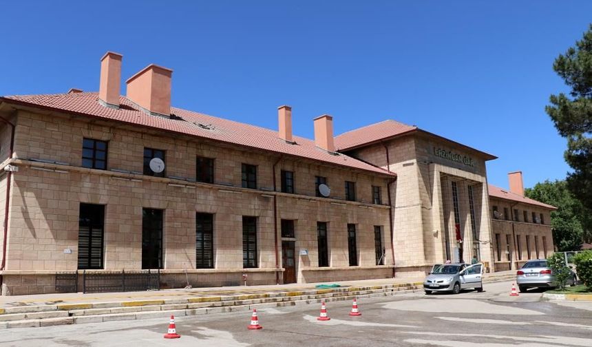Bir Gar, Bir Deprem, Yeni Bir Şehir! Erzincan’ın Az Bilinen Hikâyesi
