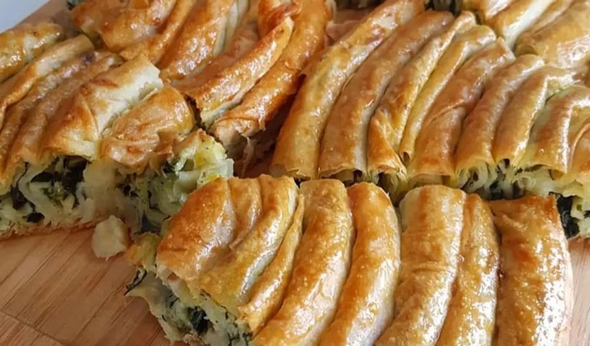 Misafirleriniz hayran kalacak: Ispanaklı börek tarifi