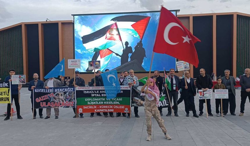 Erzincan’da Gazze’ye destek gösterileri devam ediyor