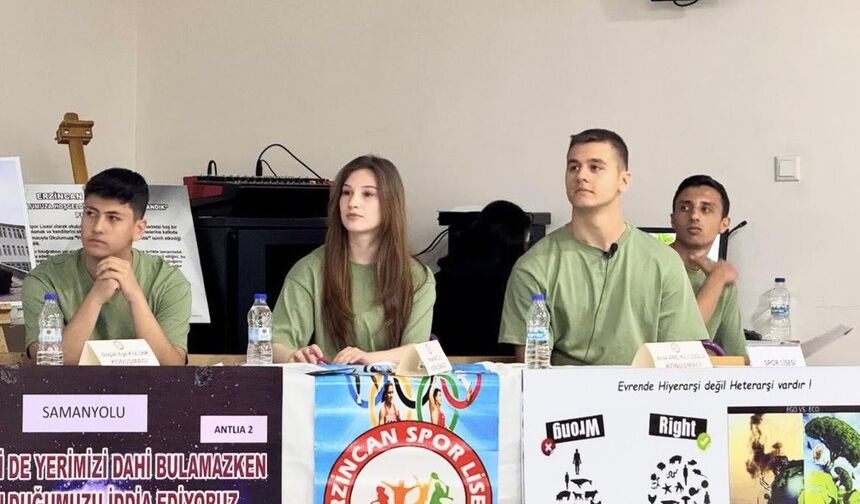 Erzincan’da Liseler arası "Haydi Konuş" münazara yarışması yapıldı