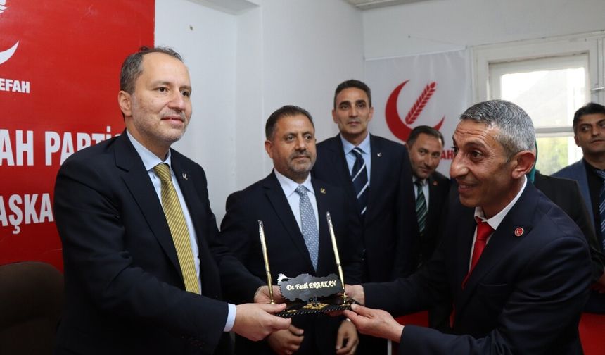 Erbakan’dan Erzurum’a ziyaret