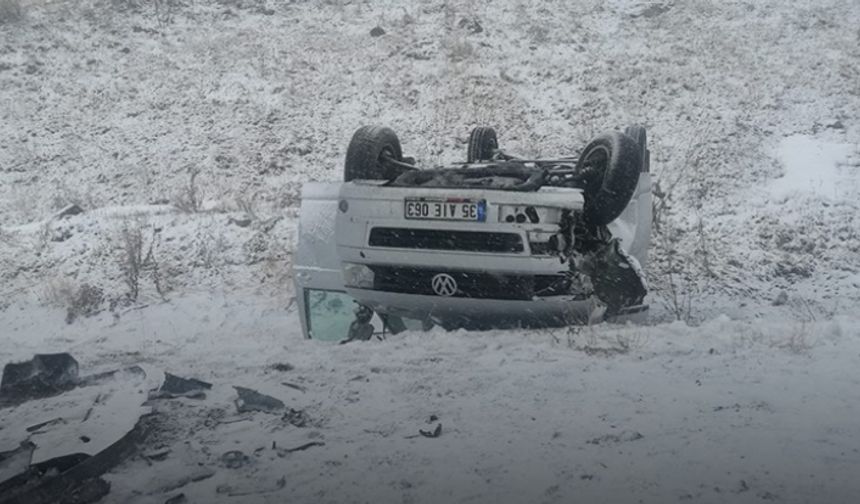 Kar ve sis kazayı beraberinde getirdi:8 yaralı