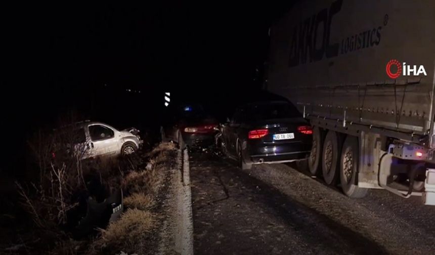 Tokat Belediye Başkanı Yazıcıoğlu’nun bulunduğu araç kaza yaptı