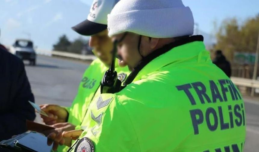 Erzincan'da polisin dikkati sayesinde yakayı ele verdi