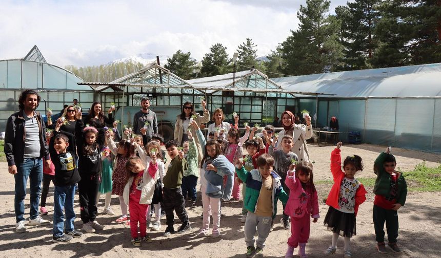 Erzincan’da Geleceğin Bilim İnsanları Tarımın Kalbinde!