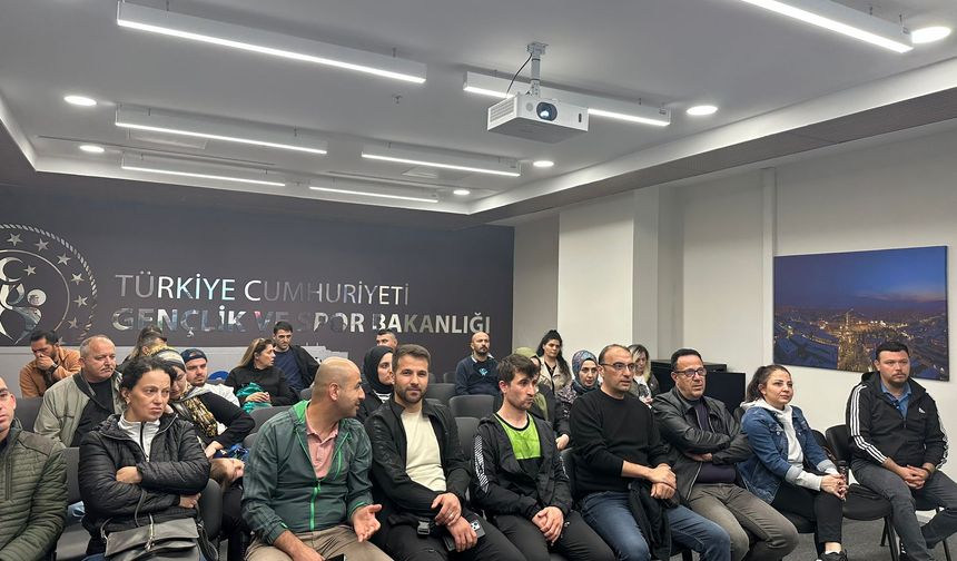 Erzincan'da Badminton Şampiyonası İçin Geri Sayım Başladı