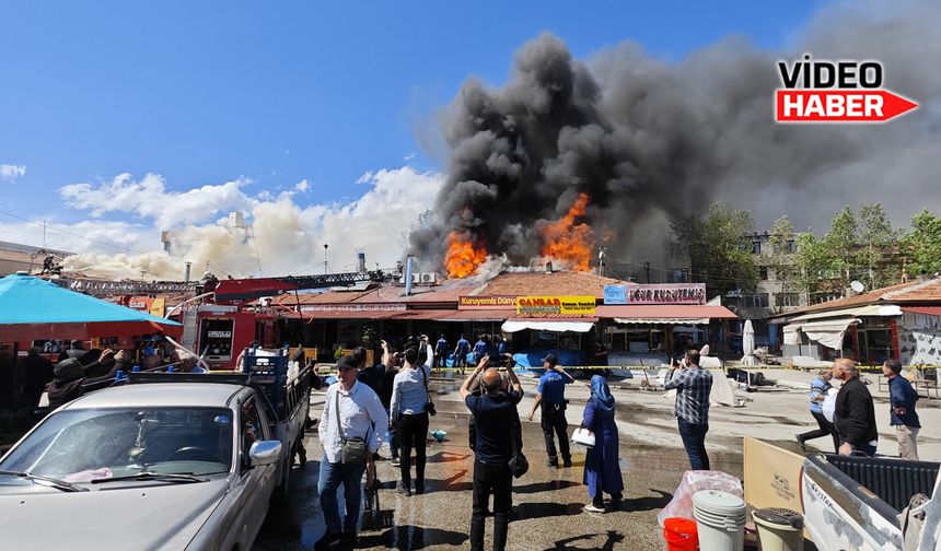 Erzincan Buğday meydanı yangınında güncel görüntüler
