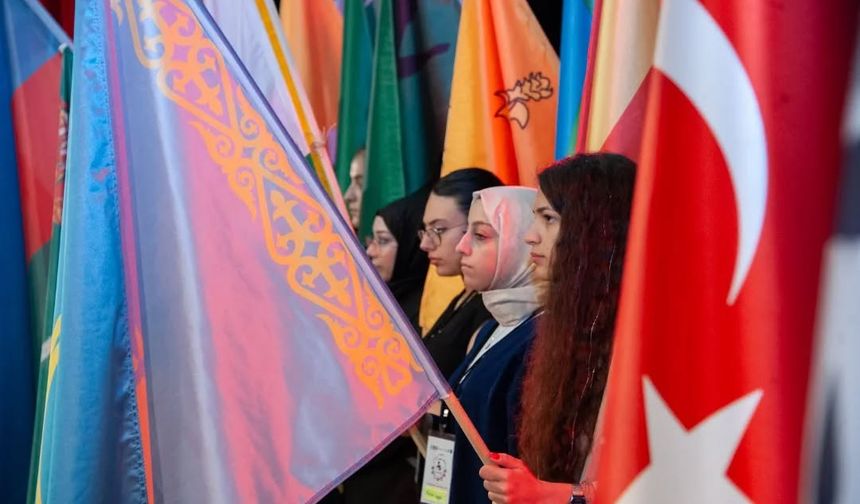 Erzincan'da 6. Türk Dünyası  Ozanlar Şenliği ve Ali Ekber Çiçek Adına Aşık Edebiyatı Çalıştayı...