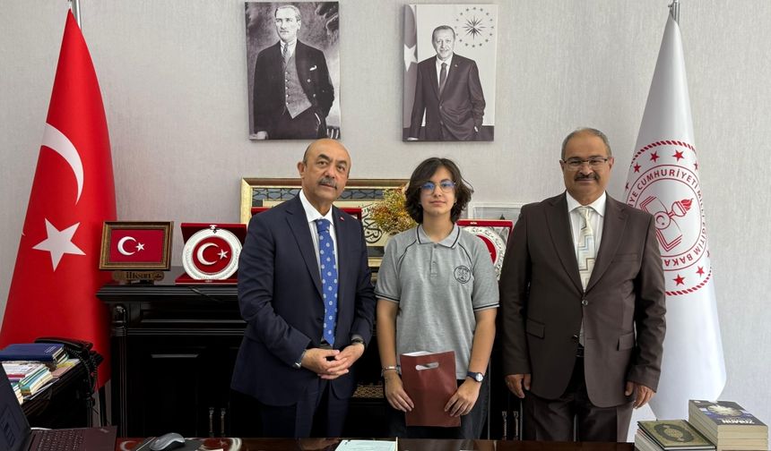 Erzincanlı Reyyan Demiriz, Türkiye Birincisi...