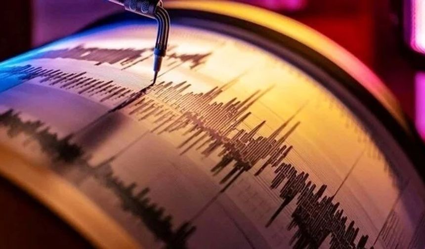 Komşu ilçede deprem korkusu