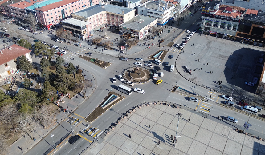 Erzincan’a Dev Eser: Edebiyat Duayeninin İsmi Modern Kütüphanede Yaşayacak!