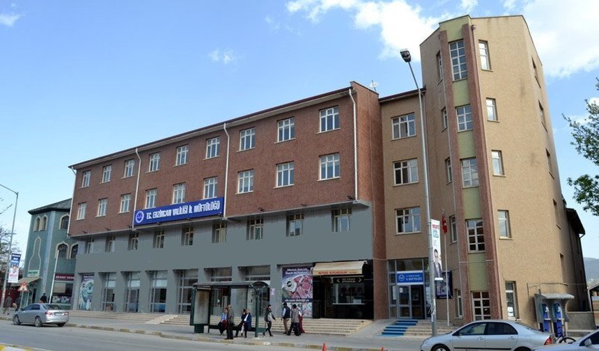 Erzincan'da yeni evlenecek çiftlere online eğitim