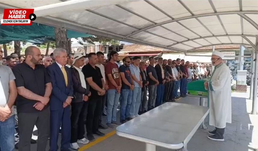 Erzincan’da halk müziğinin yüreği Mustafa Yıldırım’a veda