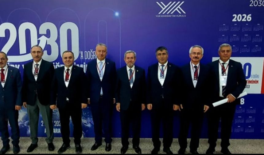 Rektör Levent “2030’a Doğru Türk Yükseköğretimin Yol Haritası” Toplantısına Katıldı