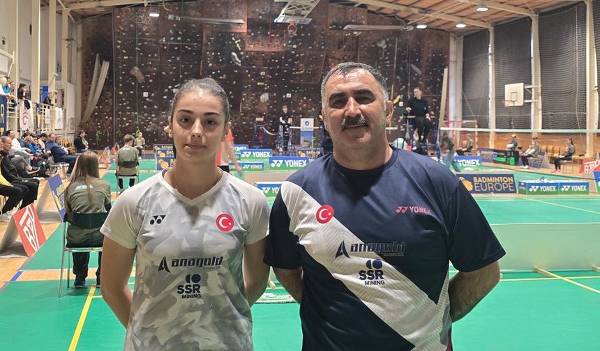 Erzincanlı milli raket Aleyna Korkut finalde