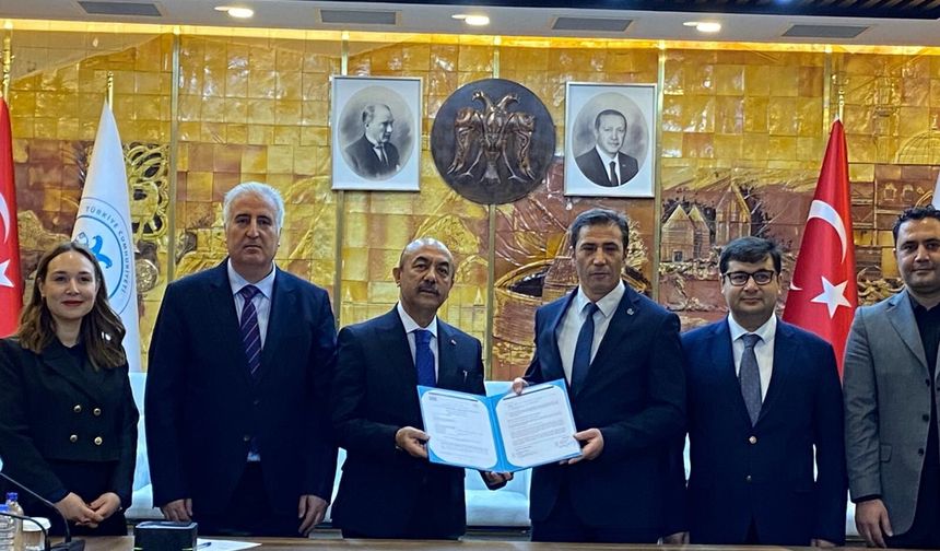 Erzincan'da “İŞ’TE BEN” projesine imzalar atıldı...