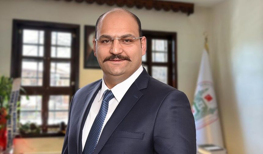 Kemaliye’de "Vatandaş Soruyor, Başkan Cevaplıyor" programı düzenleniyor..