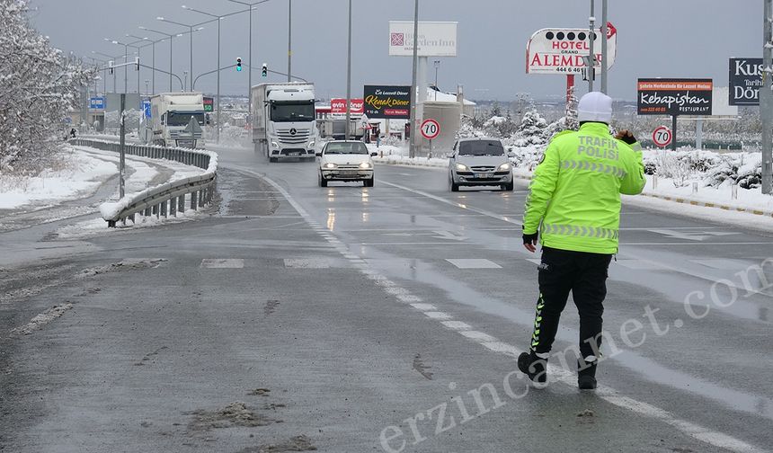 Erzincan–Sivas yolu kapalı mı? Karayolları son durumu açıkladı