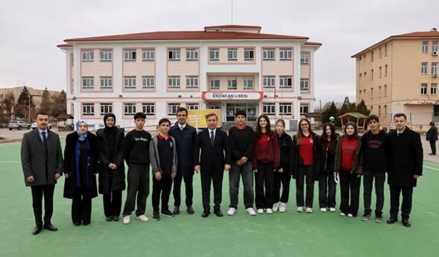 Erzincan’da okul bahçeleri dönüşüyor