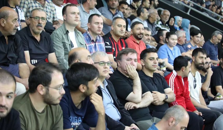 Vali Aydoğdu'dan “Moralleri Bozmayalım” Mesajı Geldi..