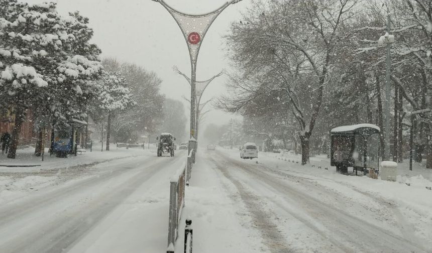 Erzincan'da pazartesi günü okullar tatil olur mu?