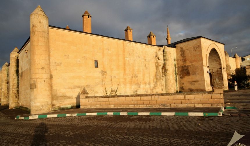 Anadolu’da Eşi Benzeri Yok: Erzincan'da Zamana Meydan Okuyor