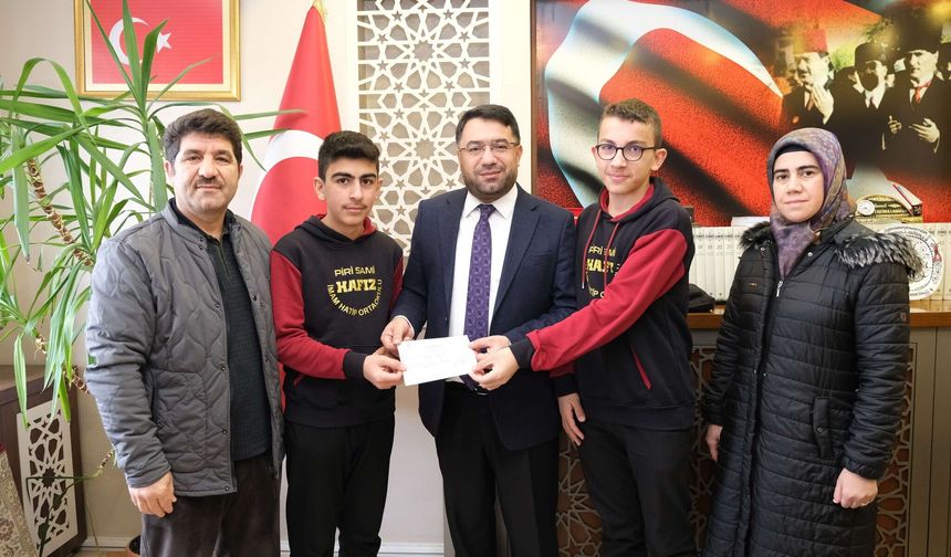 Erzincan'da ortaokuldan Gazze’ye 38 Bin TL’lik destek