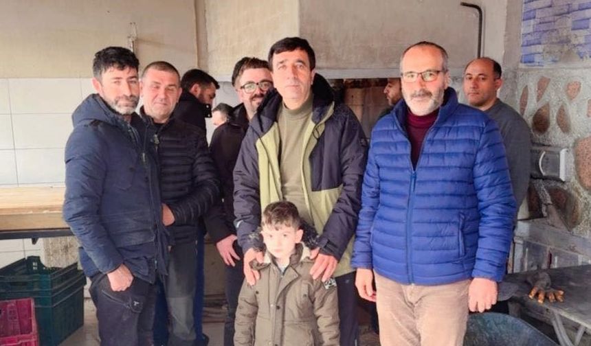 Çayırlı’da Ramazan Dayanışması: Askıda Ekmek ve Et Desteği Başladı