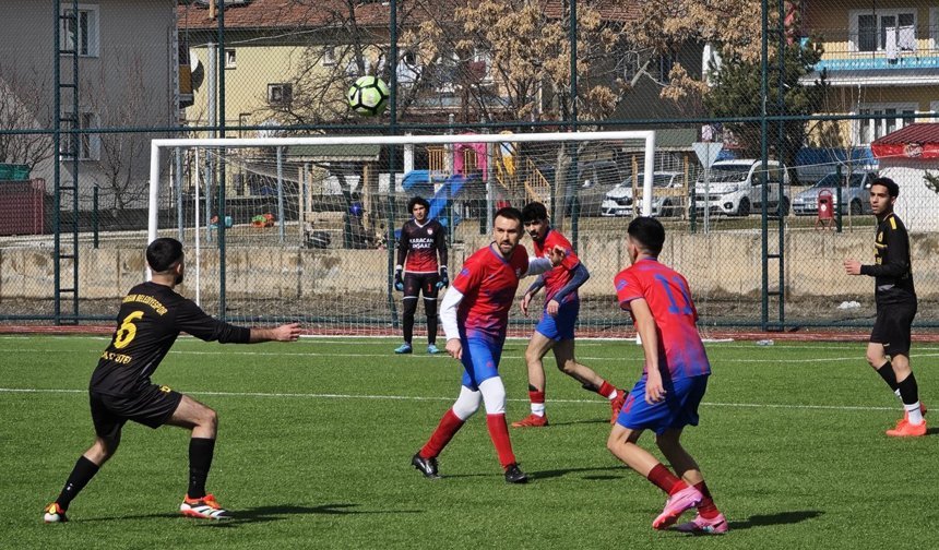 Erzincan Amatörde Liderlik Yarışı kızıştı