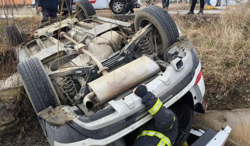 Erzincan’da Korkutan Kaza: Araç Ters Döndü