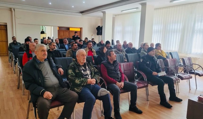 Kemaliye’de Çığ Tehlikesine Karşı Uyarı...