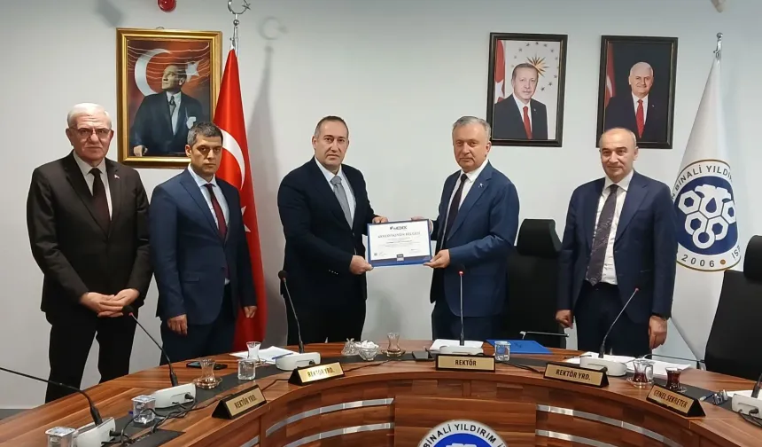 EBYÜ'de kalite yükseliyor: 3 program Akreditasyon belgesi aldı