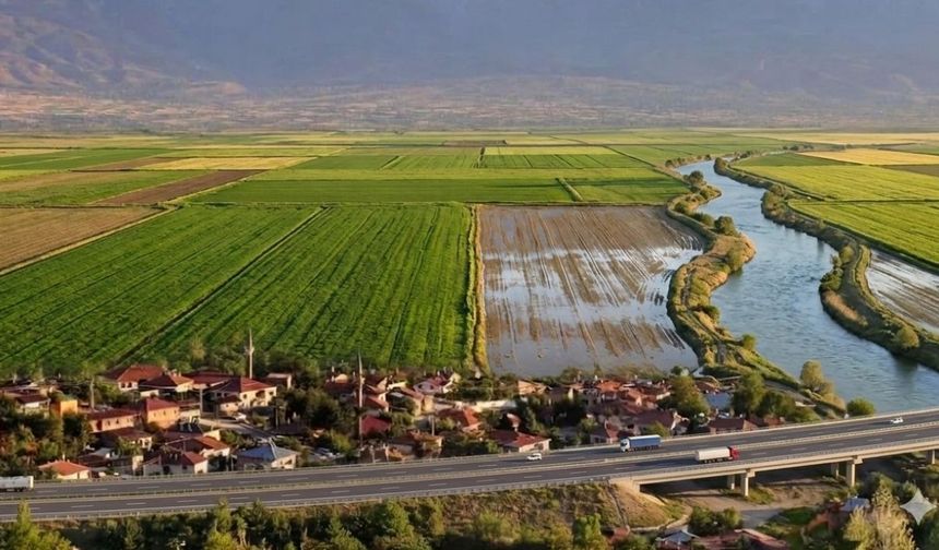 Erzincan’da Geleceğin Çiftlik ve Sera Yatırımı: Stratejik Konumda Çok İyi Fırsat!