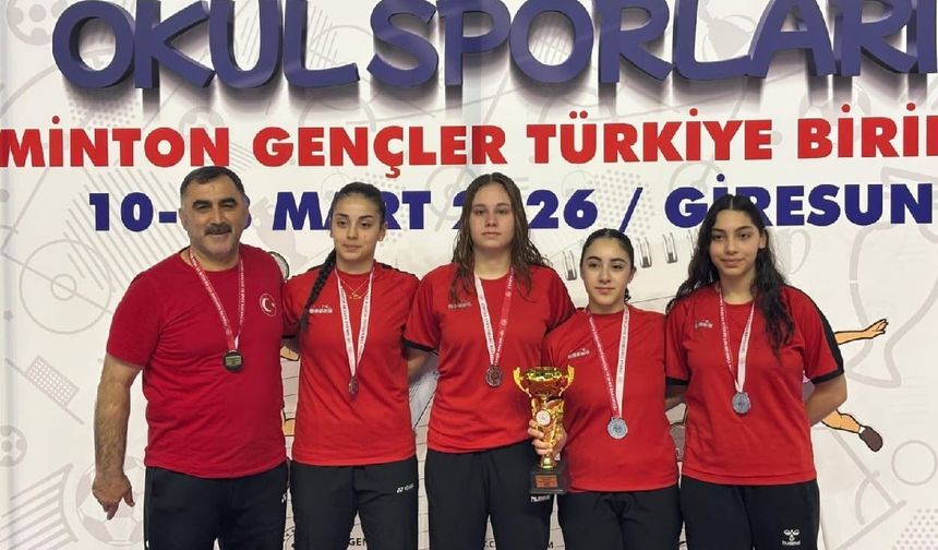 Badminton Türkiye Şampiyonası’nda Erzincan’a Çifte Gurur