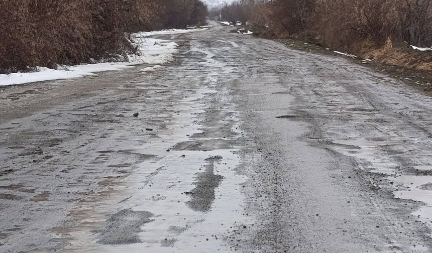 Vatandaş Tepkili: Erzincan’da Bu Yol Neden Hâlâ Yapılmadı?