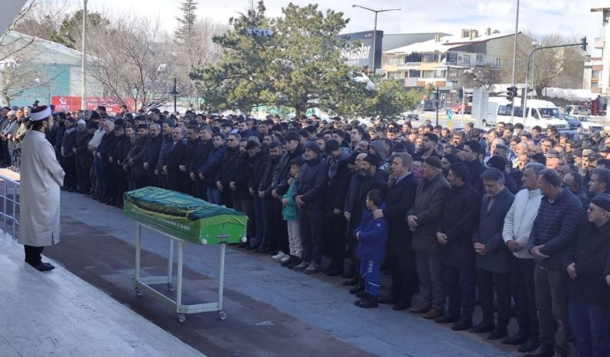 Patlamada Hayatını Kaybeden Öğretmen Son Yolculuğuna Uğurlandı!