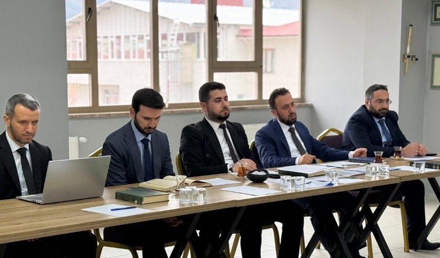 Erzincan Dinî İhtisas Merkezi 14 mezun verdi