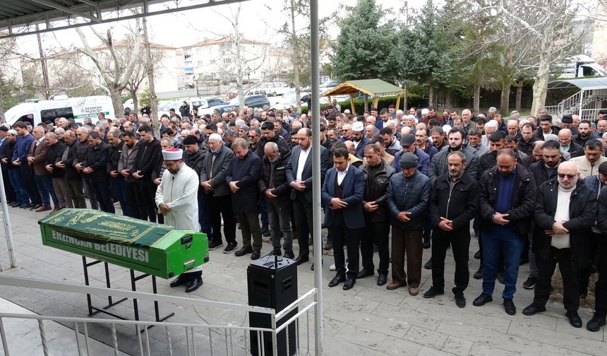 Erzincan’da acı veda: Genç hafız son yolculuğuna uğurlandı