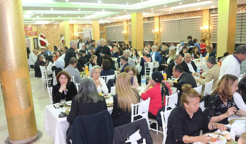 Erzincanlıların dayanışma gecesi büyük ilgi gördü